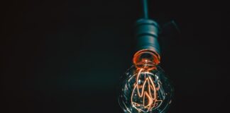 Na jakie pytania odpowiada misja?