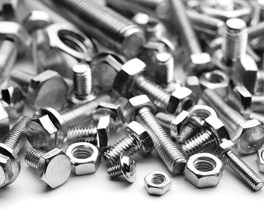 Śruby kulowe z nakrętką oraz śruby pociągowe trapezowe