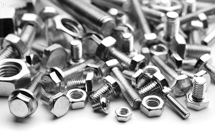 Śruby kulowe z nakrętką oraz śruby pociągowe trapezowe